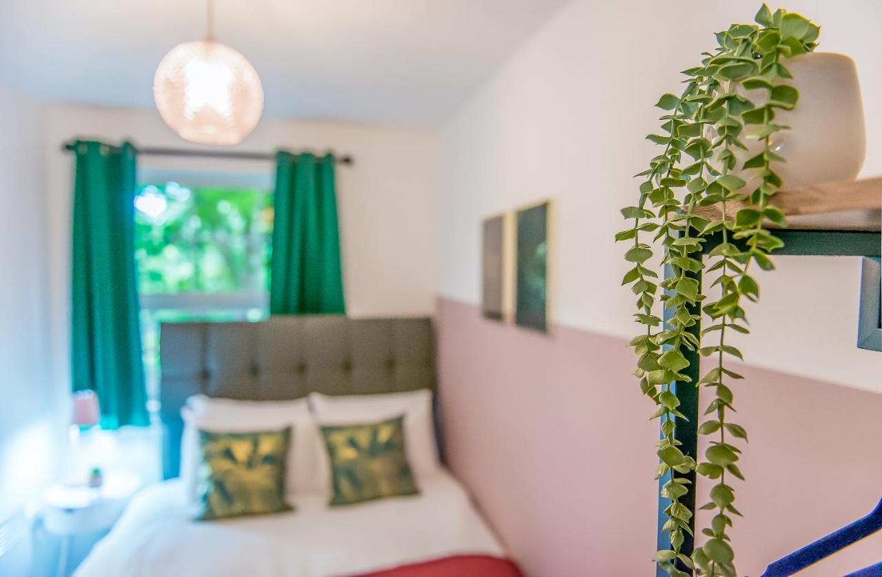 Pipkin Place Serviced Apartment Coventry Esterno foto